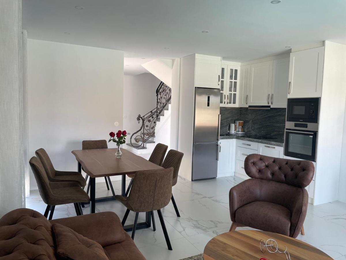 Softic Amra Apartman *