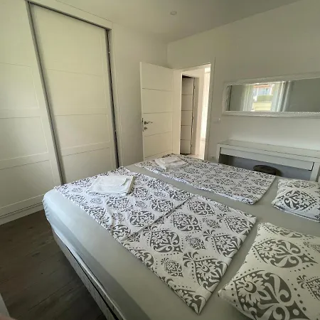 Vila Softic Amra Umag Exteriör bild