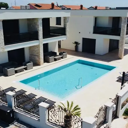 Vila Softic Amra Umag Exteriör bild