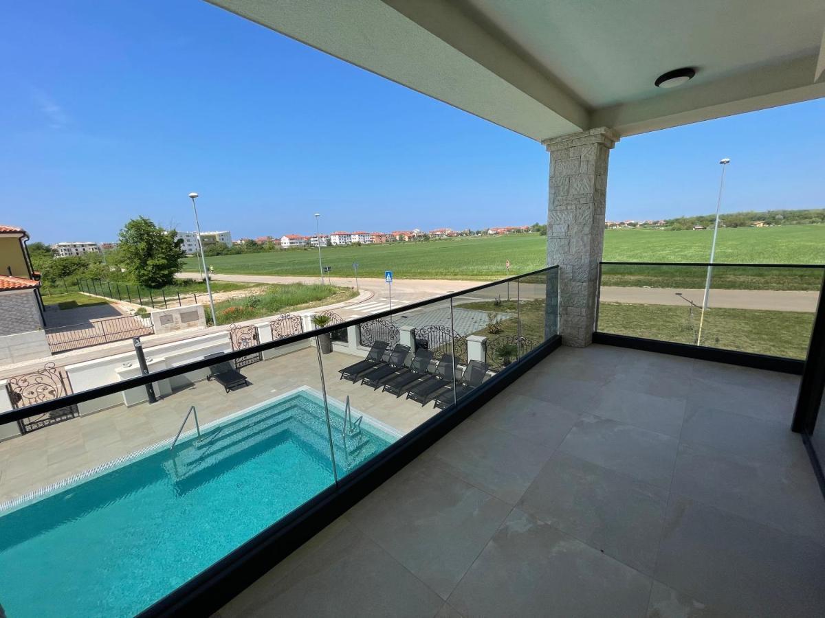 Softic Amra Apartment *